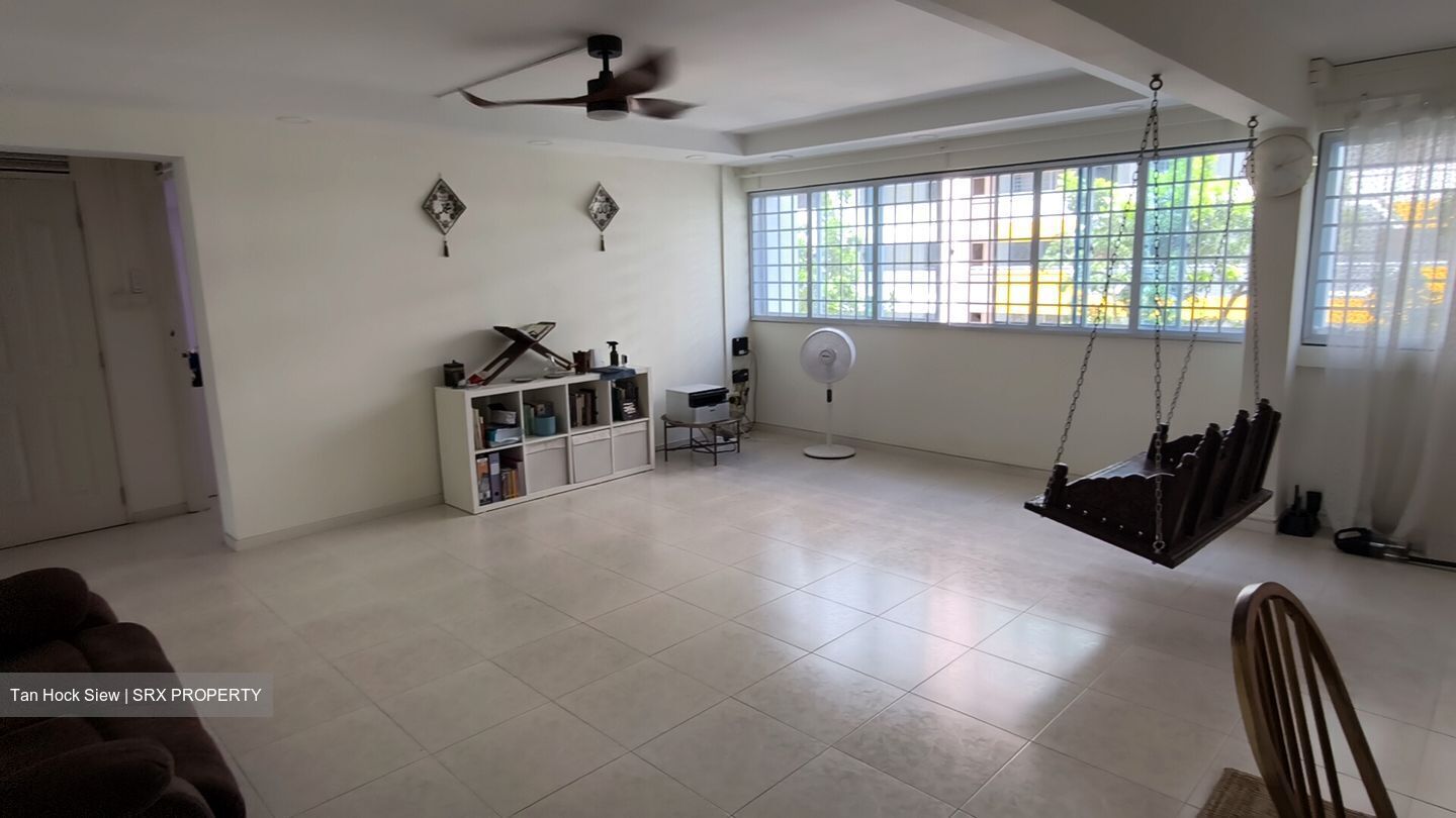 Blk 456 Tampines Street 42 (Tampines), HDB 5 Rooms #513034121